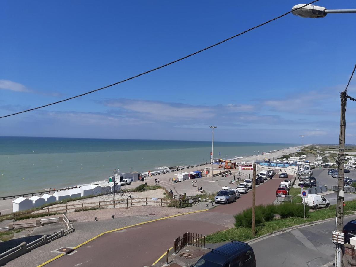 Au Gre Des Marees 2 Appartement Face A La Mer 2Eme Etage Ault Esterno foto
